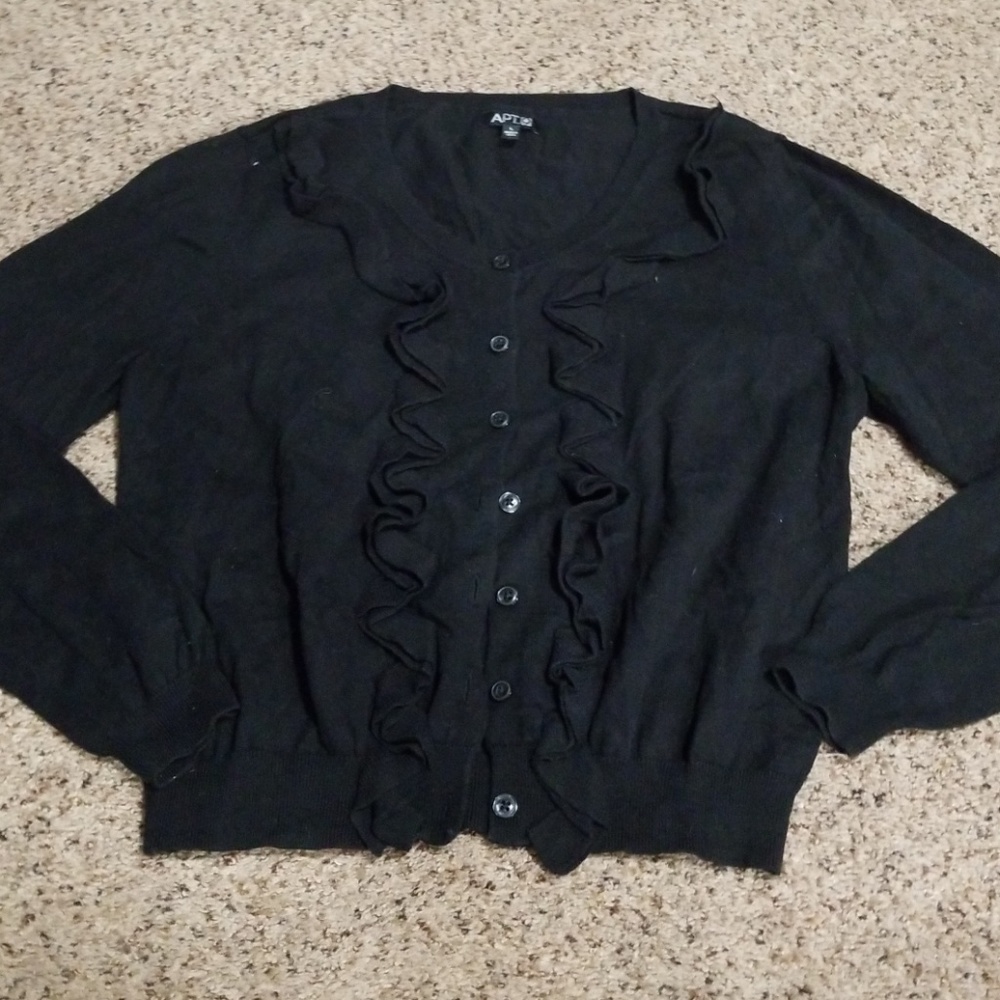 Apt. 9 short ruffle sweater